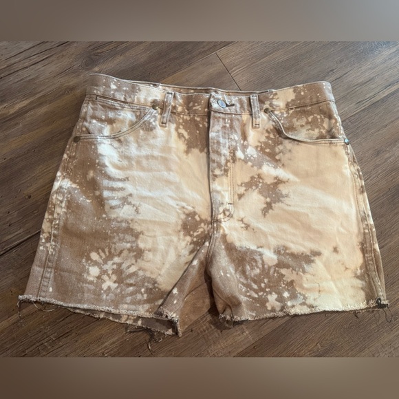 Wrangler Tie Dye Acid Wash Western Brown Cut Off Denim Jeans Sz 34x30 - Picture 1 of 6